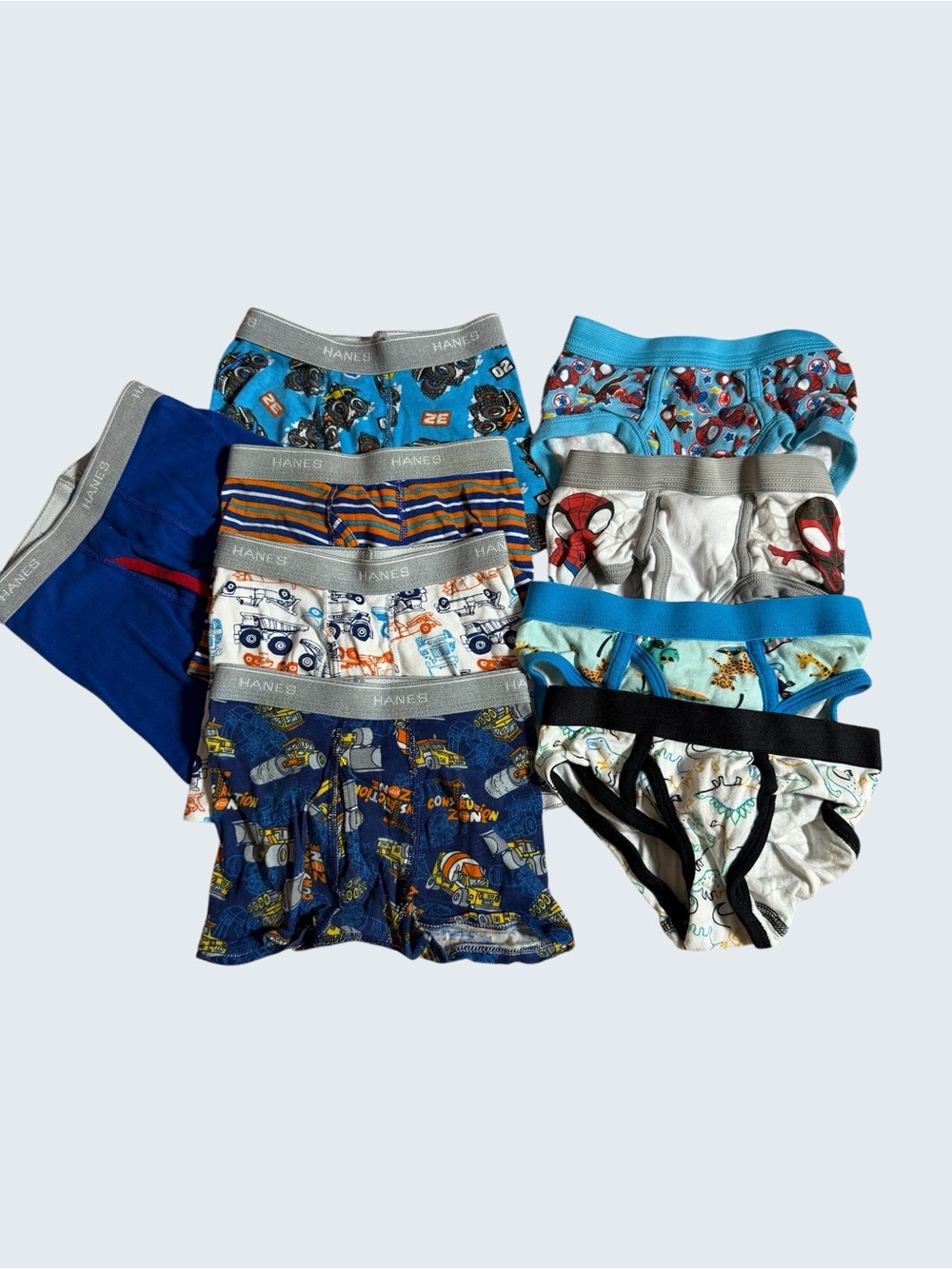 Bundle of 7!! Size 4 Hanes & Cat & Jack Boys' Underwear Pack - Assorted